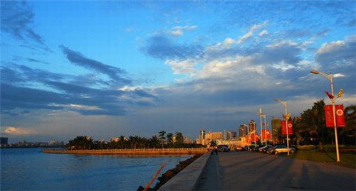 霞湖世家服饰品牌服务品牌（霞湖世家是什么工厂）