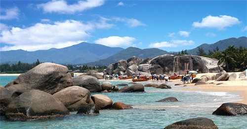 电影背景墙上的歌叫什么（电影里的背景）